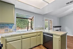 26379 Rainbow Glen Dr, Newhall, CA 91321 - Photo 18