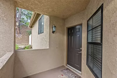 26379 Rainbow Glen Drive, Newhall, CA 91321 - Photo 4