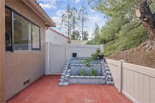 26379 Rainbow Glen Dr, Newhall, CA 91321 - Photo 32
