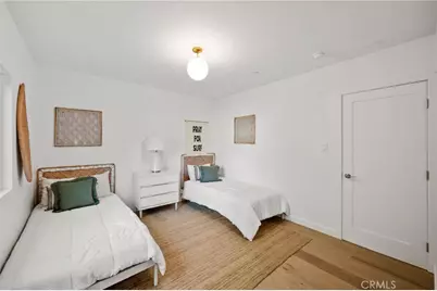 14328 Emelita Street, Sherman Oaks, CA 91401 - Photo 24