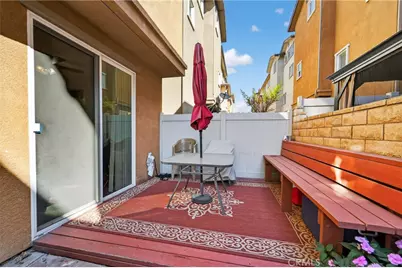 11928 Manzanilla, Los Angeles, CA 90047 - Photo 10