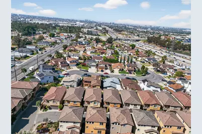 11928 Manzanilla, Los Angeles, CA 90047 - Photo 58