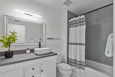 9549 Gladbeck, Northridge, CA 91324 - Photo 24