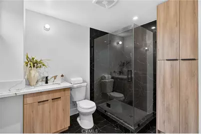 14254 McCormick, Sherman Oaks, CA 91401 - Photo 46