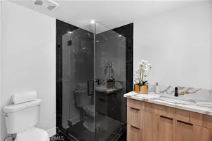 14254 McCormick, Sherman Oaks, CA 91401 - Photo 22