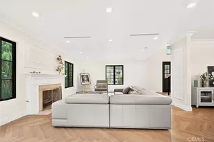 16717 Encino Hills Dr, Encino, CA 91436 - Photo 30