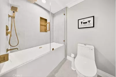 16717 Encino Hills Drive, Encino, CA 91436 - Photo 52