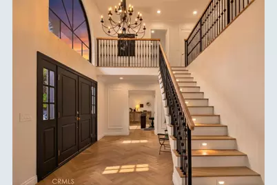 16717 Encino Hills Drive, Encino, CA 91436 - Photo 4