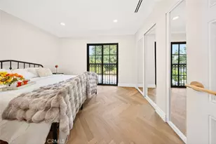 16717 Encino Hills Dr, Encino, CA 91436 - Photo 54