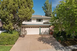 23921 Berdon St, Woodland Hills, CA 91367 - Photo 48