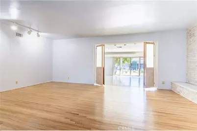 9826 Columbus, North Hills, CA 91343 - Photo 12