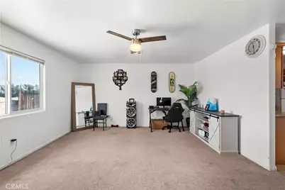 21041 Vivian Court, California City, CA 93505 - Photo 12