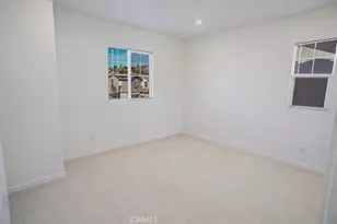 23744 Orange Blossom Dr, Newhall, CA 91321 - Photo 12