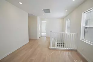 23744 Orange Blossom Dr, Newhall, CA 91321 - Photo 10