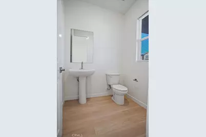 23744 Orange Blossom Drive, Newhall, CA 91321 - Photo 8