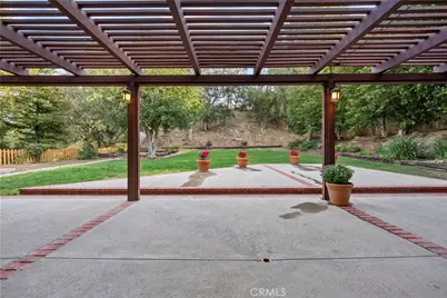 11926 Rexbon, Granada Hills, CA 91344 - Photo 28