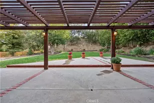 11926 Rexbon, Granada Hills, CA 91344 - Photo 28