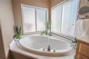 20164 Crest View Dr, Canyon Country, CA 91351 - Photo 34