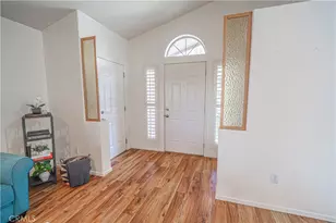 20164 Crest View Dr, Canyon Country, CA 91351 - Photo 2