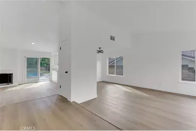 13754 Bear Valley Road, Moorpark, CA 93021 - Photo 20