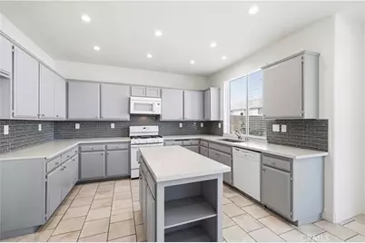 5319 Essex, Palmdale, CA 93552 - Photo 4