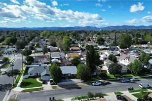 8009 Aldea, Lake Balboa, CA 91406 - Photo 2