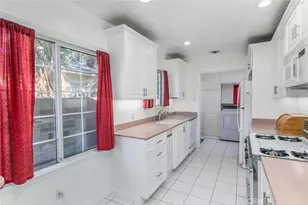 8009 Aldea, Lake Balboa, CA 91406 - Photo 4