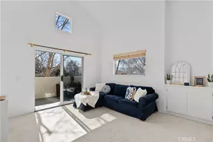 21358 Nandina Ln, Newhall, CA 91321 - Photo 2