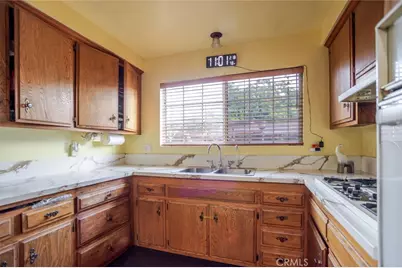 13197 Cutler Place, Sylmar, CA 91342 - Photo 10