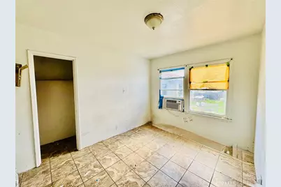 1807 Shamrock, Bakersfield, CA 93304 - Photo 12