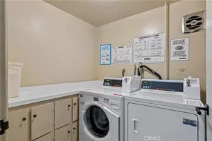 6752 Hillpark Dr, Los Angeles, CA 90068 - Photo 42