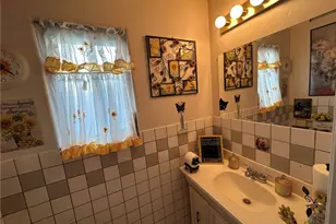 22901 Leonora Dr, Woodland Hills, CA 91367 - Photo 12