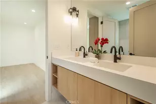 7913 Lasaine, Northridge, CA 91325 - Photo 8