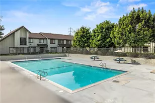 9833 Karmont, South Gate, CA 90280 - Photo 40