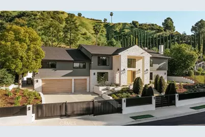 4072 Alonzo Avenue, Encino, CA 91316 - Photo 2