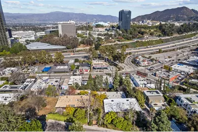 3880 Fredonia Drive #D, Los Angeles, CA 90068 - Photo 18