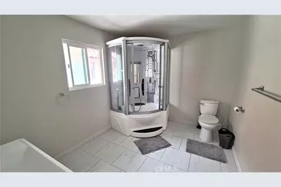 11525 Haro Avenue, Downey, CA 90241 - Photo 28