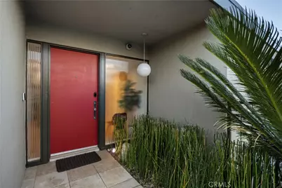 3851 Beverly Ridge, Sherman Oaks, CA 91423 - Photo 4