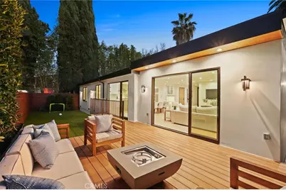 15609 Huston Street, Encino, CA 91436 - Photo 2