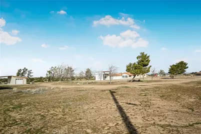 9149 Braceo, Oak Hills, CA 92344 - Photo 28