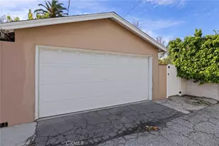 5208 Woodman, Sherman Oaks, CA 91401 - Photo 38