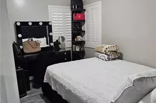 1821 E Ave Q-12, Palmdale, CA 93550 - Photo 8