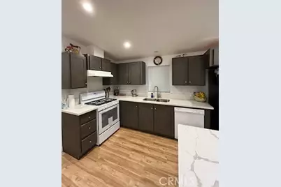 7560 Woodman Place #107, Van Nuys, CA 91405 - Photo 2