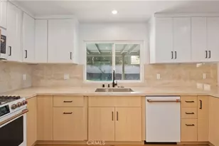 22357 Welby Way, Woodland Hills, CA 91303 - Photo 10