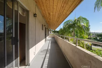 2205 N Catalina Street, Los Angeles, CA 90027 - Photo 40