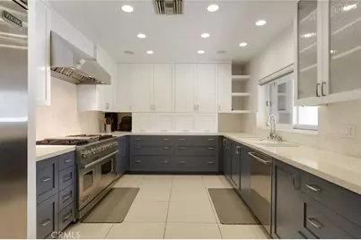 2205 N Catalina Street, Los Angeles, CA 90027 - Photo 16