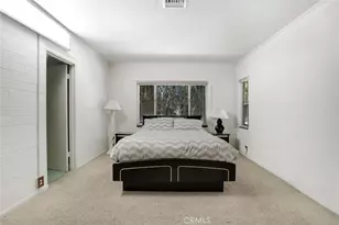 2205 N Catalina St, Los Angeles, CA 90027 - Photo 26