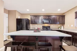 38113 Versailles, Palmdale, CA 93552 - Photo 4