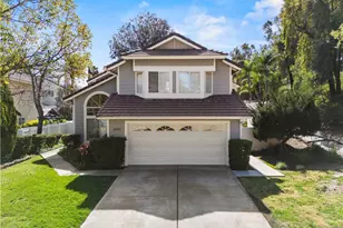 20010 Vireo Ct, Canyon Country, CA 91351 - Photo 2