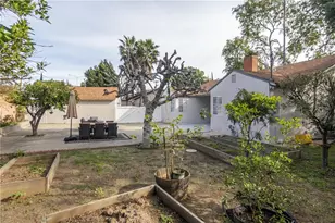 20929 Cantara, Canoga Park, CA 91304 - Photo 16